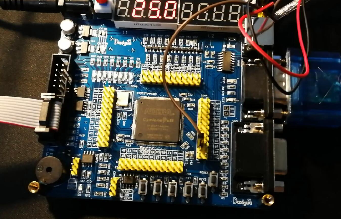 7113+FPGA的温度采集系统verilog（300元）